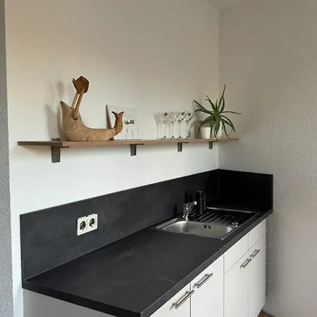 Anger17-1, Zentrales 2-zimmer-apartment In Apartamento Dessau-Rosslau