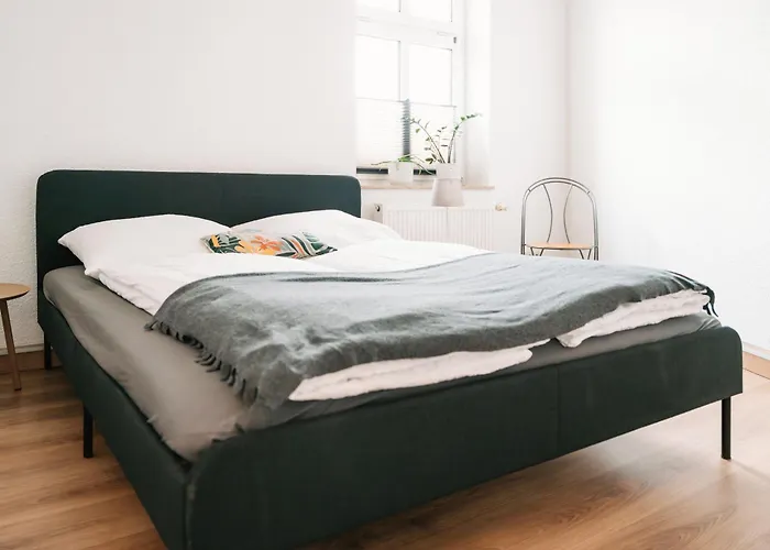 Anger17-1, Zentrales 2-zimmer-apartment In * Dessau-Rosslau