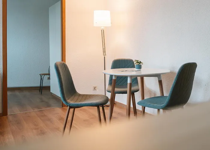 Anger17-1, Zentrales 2-zimmer-apartment In Lejlighed *